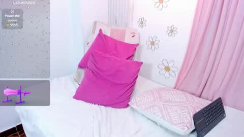 A N D R E A online show from December 3, 10:41 pm