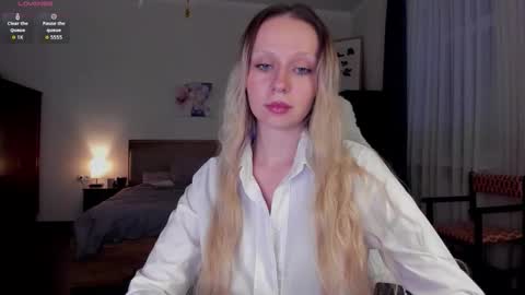 Emilie online show from February 4, 4:24 pm