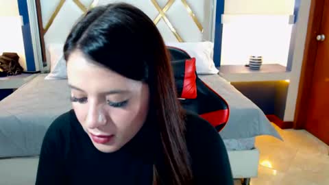 Estefany Martinez Acua INSTAGRAM ema 04oficial online show from October 25, 12:40 am