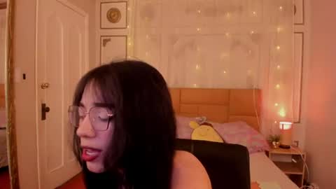 Emma online show from July 21, 3:20 am