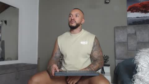 emanuelspencer online show from March 29, 5:51 am