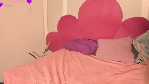 Ana  online show from December 27, 2:54 pm