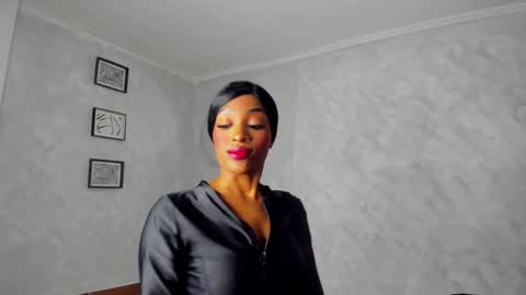 . online show from January 6, 10:30 am