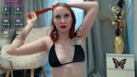 Snapshot of emberluna_ chatting on March 1, 6:26 am Ember online show from March 1, 6:26 am