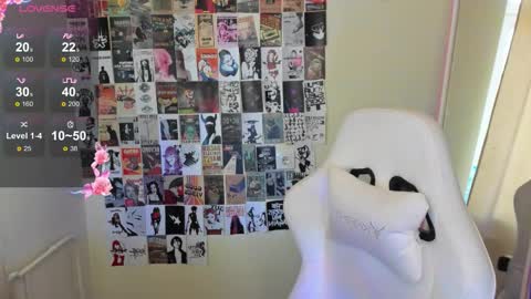 Snapshot of embervexen chatting on February 28, 11:22 am Ember online show from February 28, 11:22 am