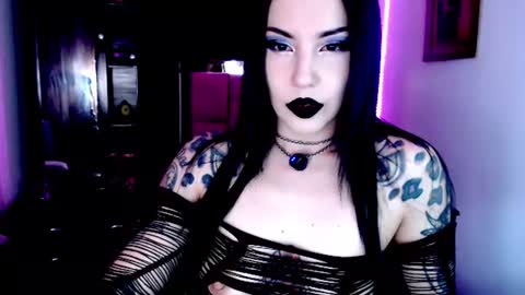 Emerald Black online show from July 25, 4:54 am