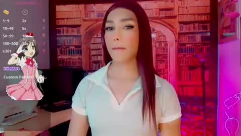Snapshot of emeli_roushot chatting on July 14, 11:27 am Emeli online show from July 14, 11:27 am