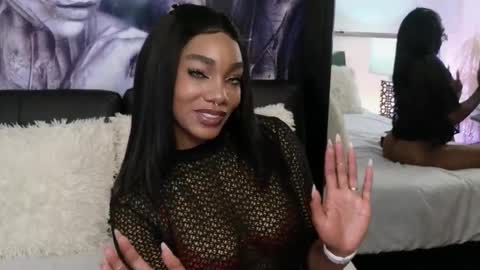 Snapshot of emely_brandon_ chatting on September 18, 4:14 am anyelii online show from September 18, 4:14 am