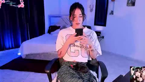 Emely Rous online show from March 28, 6:57 am