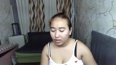 Emely online show from December 17, 6:08 am