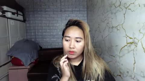 Emely online show from July 2, 6:08 am