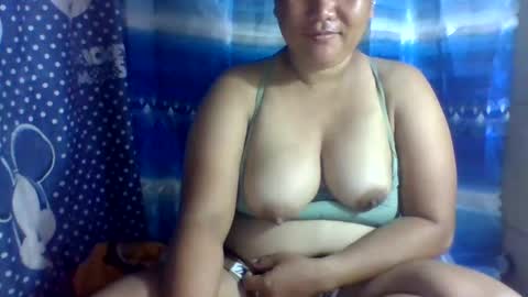 emelybloom123 online show from January 22, 10:37 pm