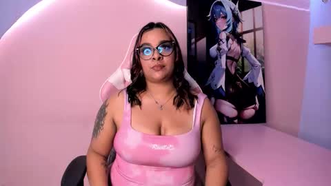 Snapshot of emelymuller chatting on February 28, 3:51 am Emely online show from February 28, 3:51 am