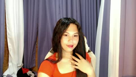 Chelle  dont forget to folloe me and thumps up online show from June 18, 10:30 am