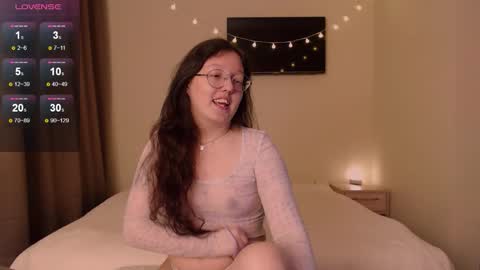 Emi online show from December 23, 12:08 am