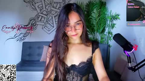 Emmily Roberts online show from May 28, 6:16 pm