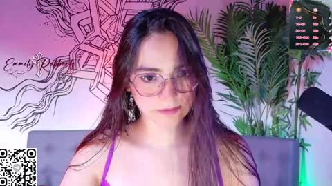 Emmily Roberts online show from May 30, 10:51 pm