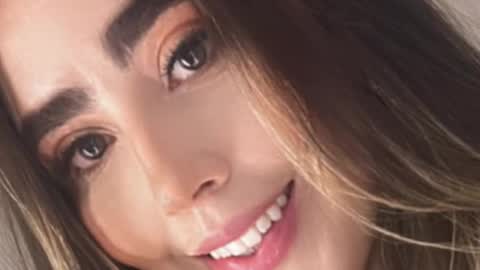 emi_royse online show from March 4, 6:36 pm