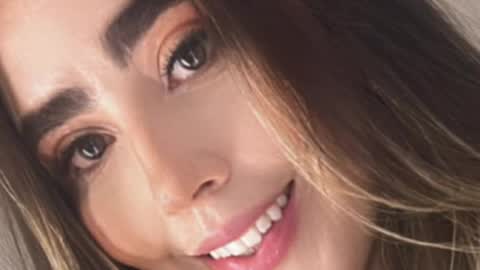 emi_royse online show from May 23, 12:38 am
