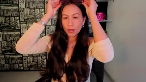 Emilia Gomez online show from June 27, 11:10 pm