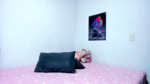 Emiily Carter online show from April 22, 6:53 pm