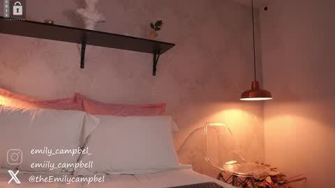Emily Campbell online show from December 18, 8:36 pm