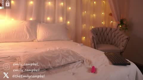 Emily Campbell online show from December 22, 3:00 am