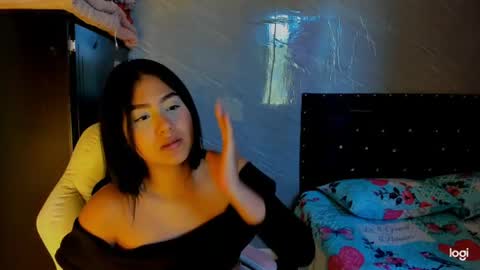 emikawaii online show from August 2, 7:34 pm