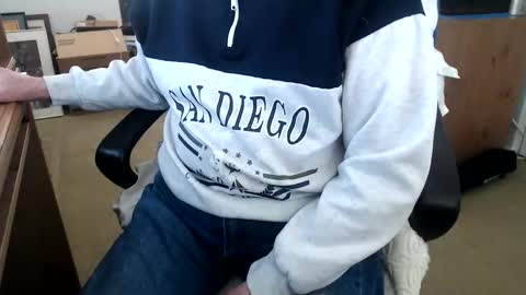 Snapshot of emil_karpo chatting on December 14, 5:51 pm Terrance1st online show from December 14, 5:51 pm