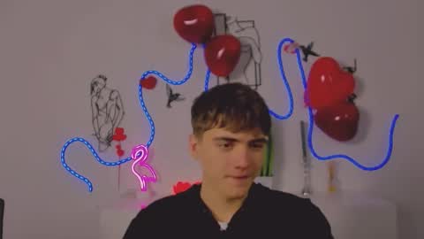 Snapshot of emil_lucky chatting on February 9, 3:49 pm emil_lucky online show from February 9, 3:49 pm