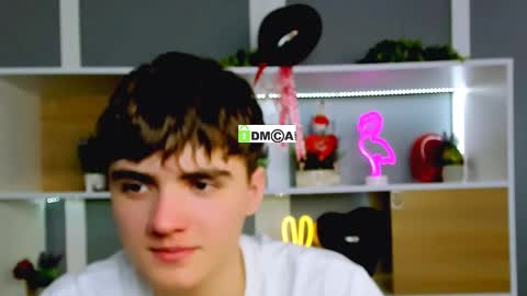 Snapshot of emil_lucky chatting on February 19, 12:23 pm emil_lucky online show from February 19, 12:23 pm