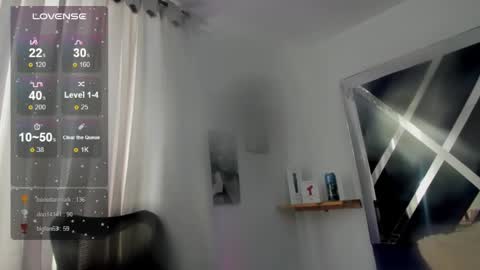 Snapshot of emilayton_ chatting on January 26, 12:43 pm emilayton_ online show from January 26, 12:43 pm