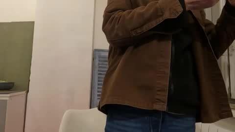 emile013 online show from January 12, 8:03 pm