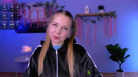 Snapshot of emilia_dark__ chatting on February 9, 10:52 am emilia_dark__ online show from February 9, 10:52 am