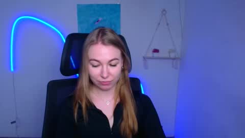 Emilia online show from February 5, 12:54 pm