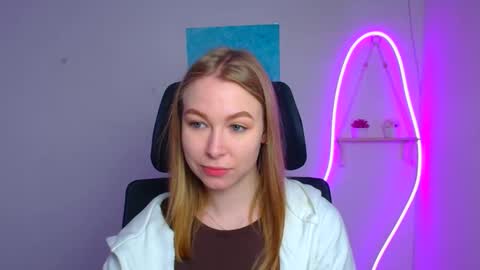 Emilia online show from March 27, 6:30 am