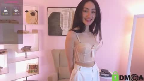 Snapshot of emilia_sanders chatting on December 14, 6:45 pm Tracy online show from December 14, 6:45 pm