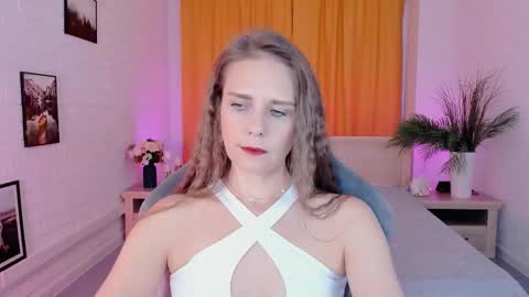 Emilia Bedy online show from October 7, 9:06 am