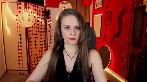 Snapshot of emiliabedy chatting on February 12, 9:04 am Emilia Bedy online show from February 12, 9:04 am