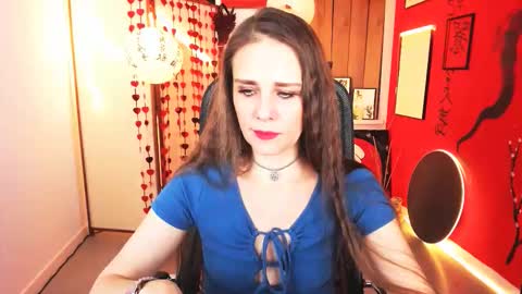 Snapshot of emiliabedy chatting on February 19, 9:16 am Emilia Bedy online show from February 19, 9:16 am