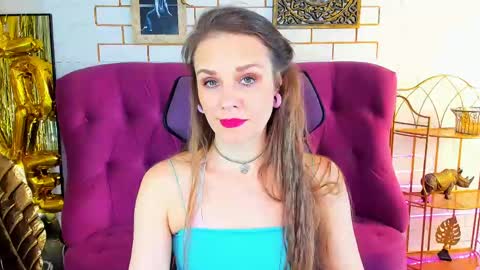 Emilia Bedy online show from March 11, 9:37 am