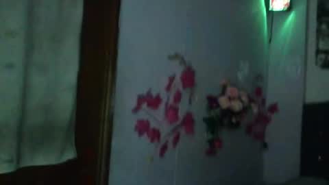 Snapshot of emiliejoy chatting on March 13, 4:19 am emiliejoy online show from March 13, 4:19 am
