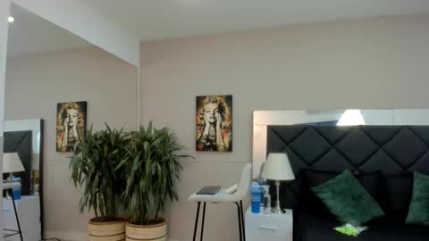 Emilio online show from November 8, 11:10 am