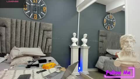 Emilio online show from January 10, 11:34 am