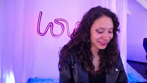 Emili Russo online show from October 7, 1:36 am
