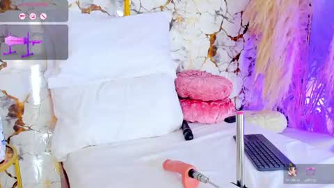 Barbara Slim online show from June 11, 2:53 am