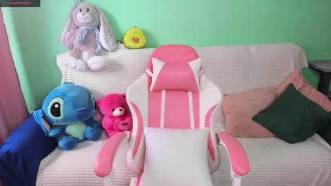 Emiliya online show from April 15, 8:43 am