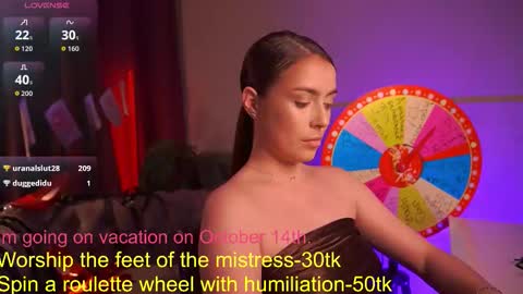  Emiliya  online show from October 8, 1:09 pm