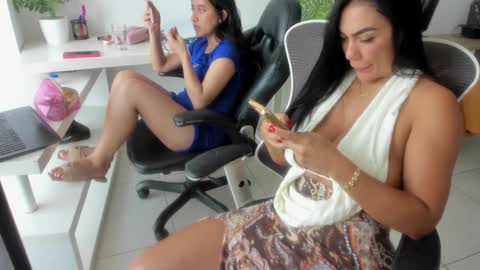 Emilly  online show from March 3, 3:29 pm