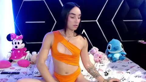 emillystonex online show from March 10, 10:55 pm